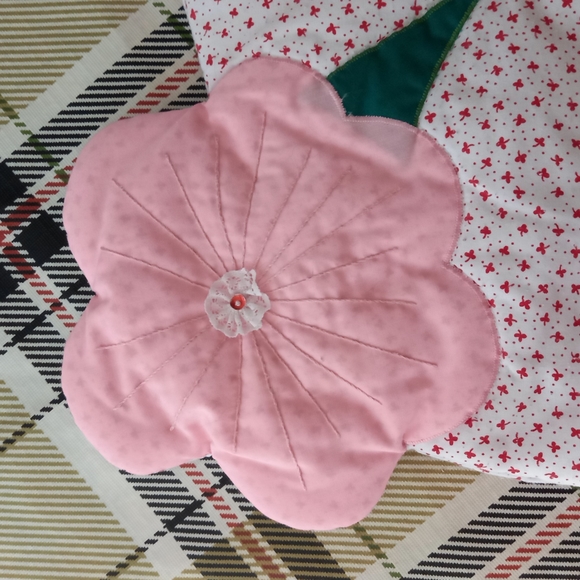 Tea pot cozy with flower design - Picture 4 of 6